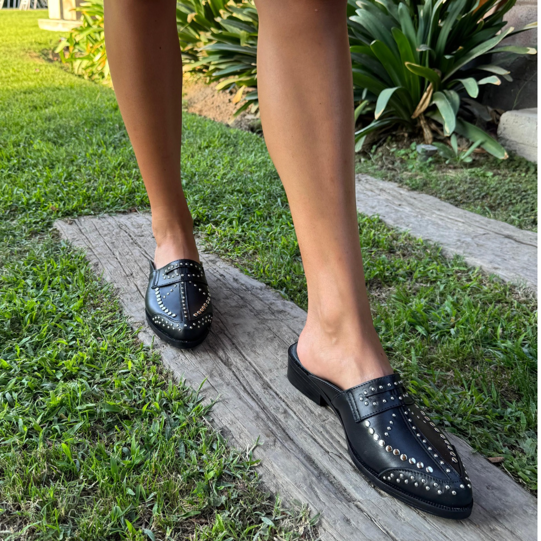 Puntas Negra Tachas